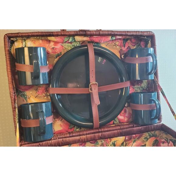 Woven Picnic Basket Floral Interior Hunter Green Plates/Cups For Four People - Picture 3 of 16
